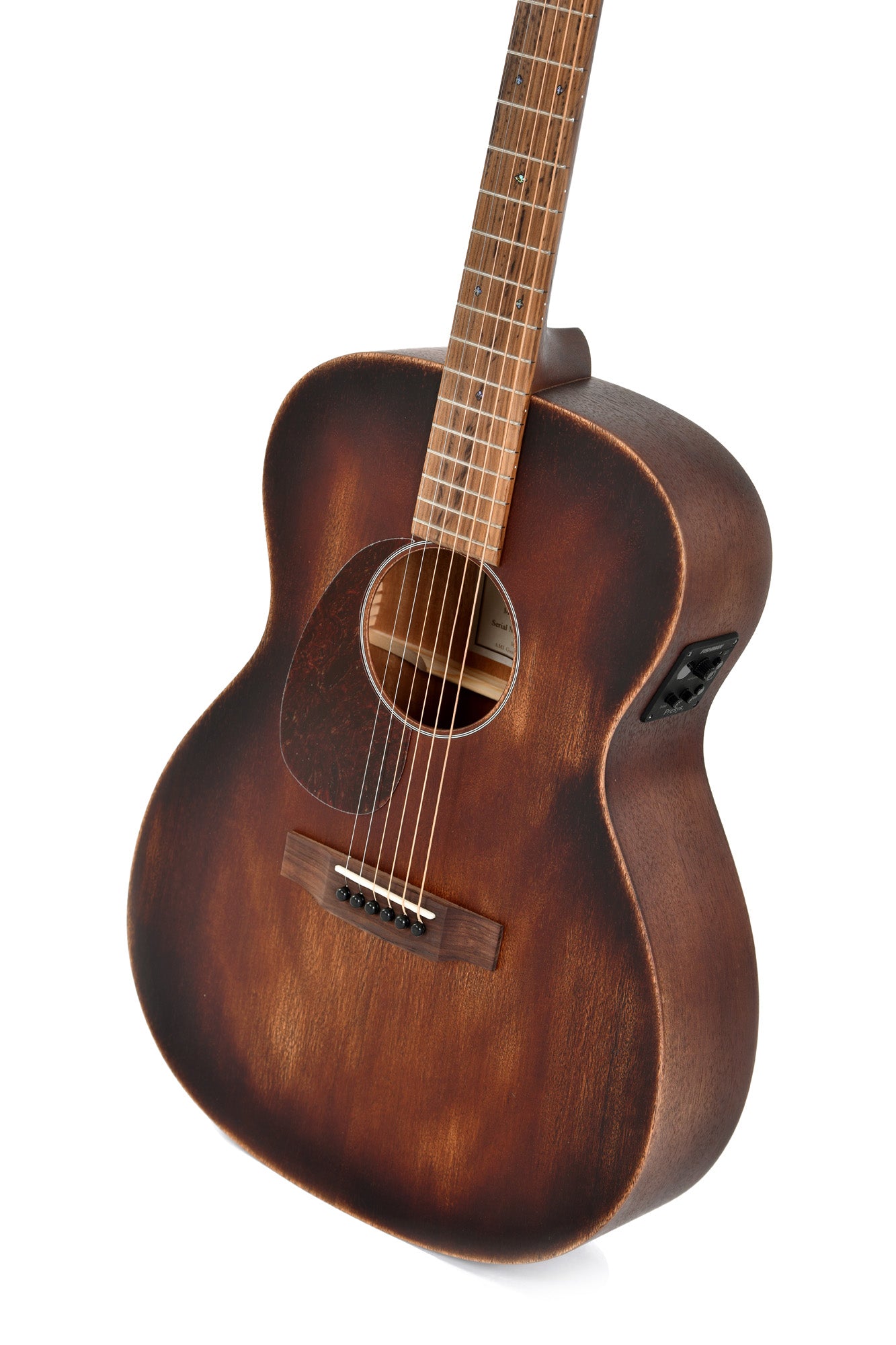 Modèle 000M-15EL-AGED, Forme 000, table acajou massif, f/e acajou, EQ Fishman, naturel"vieilli", gaucher