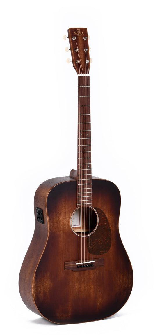 Modèle DM-15E-AGED, Dreadnought, table acajou massif, f/e acajou, touche & chevalet pau ferro, EQ Fishman, naturel"vieilli"