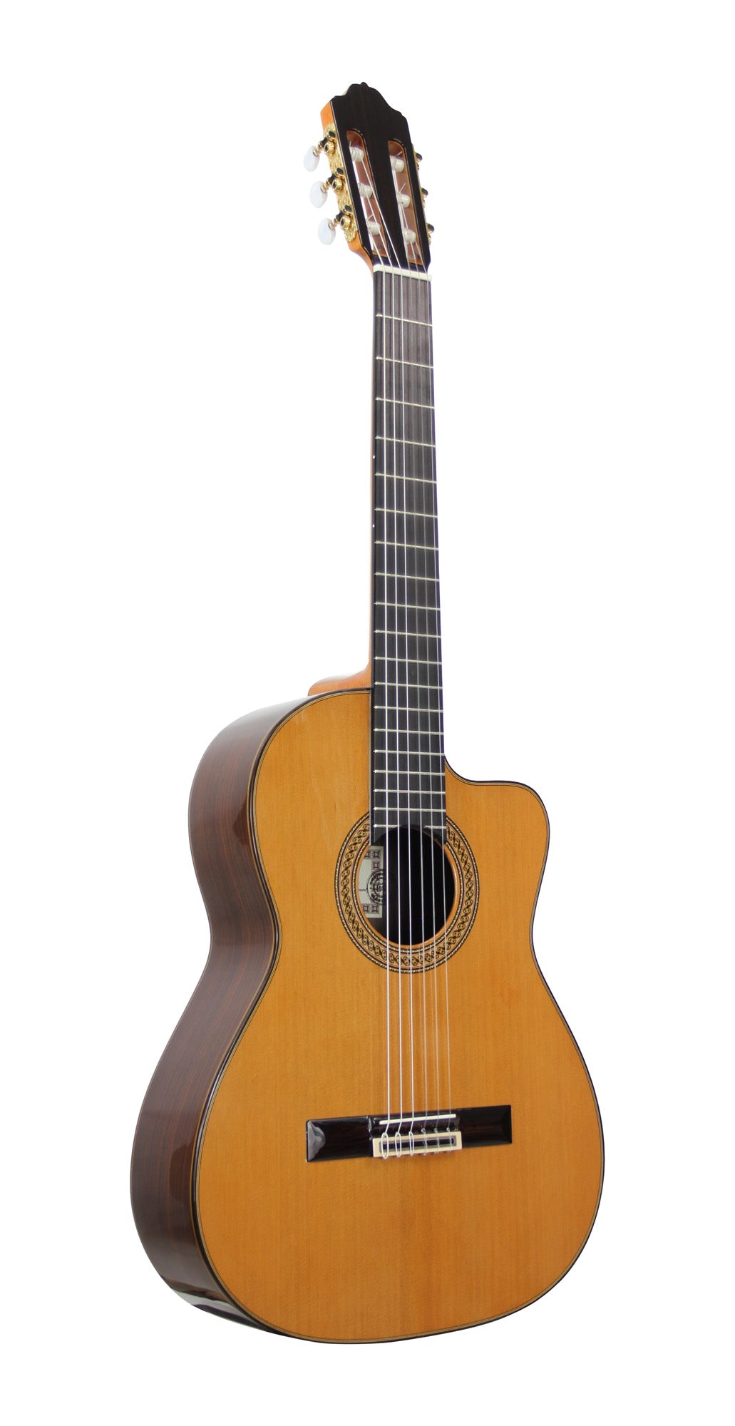 9CE C/B, table cèdre massif, f/e palissandre indien massif, manche insert ébène, touche ébène, preamp Matrix Infinity, soft case