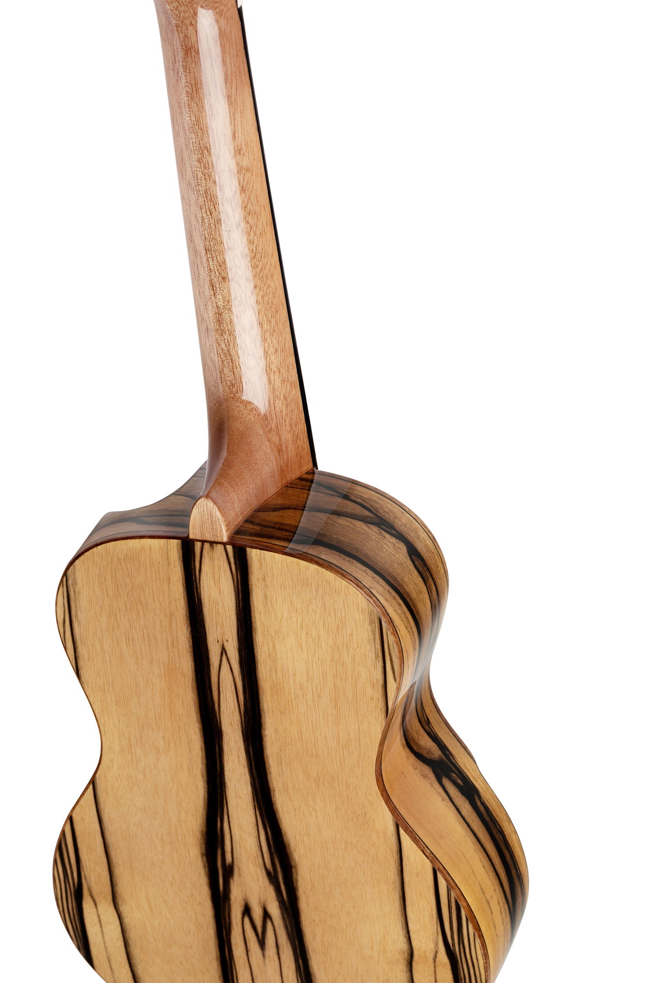 EAGLESUITE-U, modèle Concert pan coupé, EQ MagusFly/U, table épicéa massif, f/e ébène blanc, housse, naturel brillant