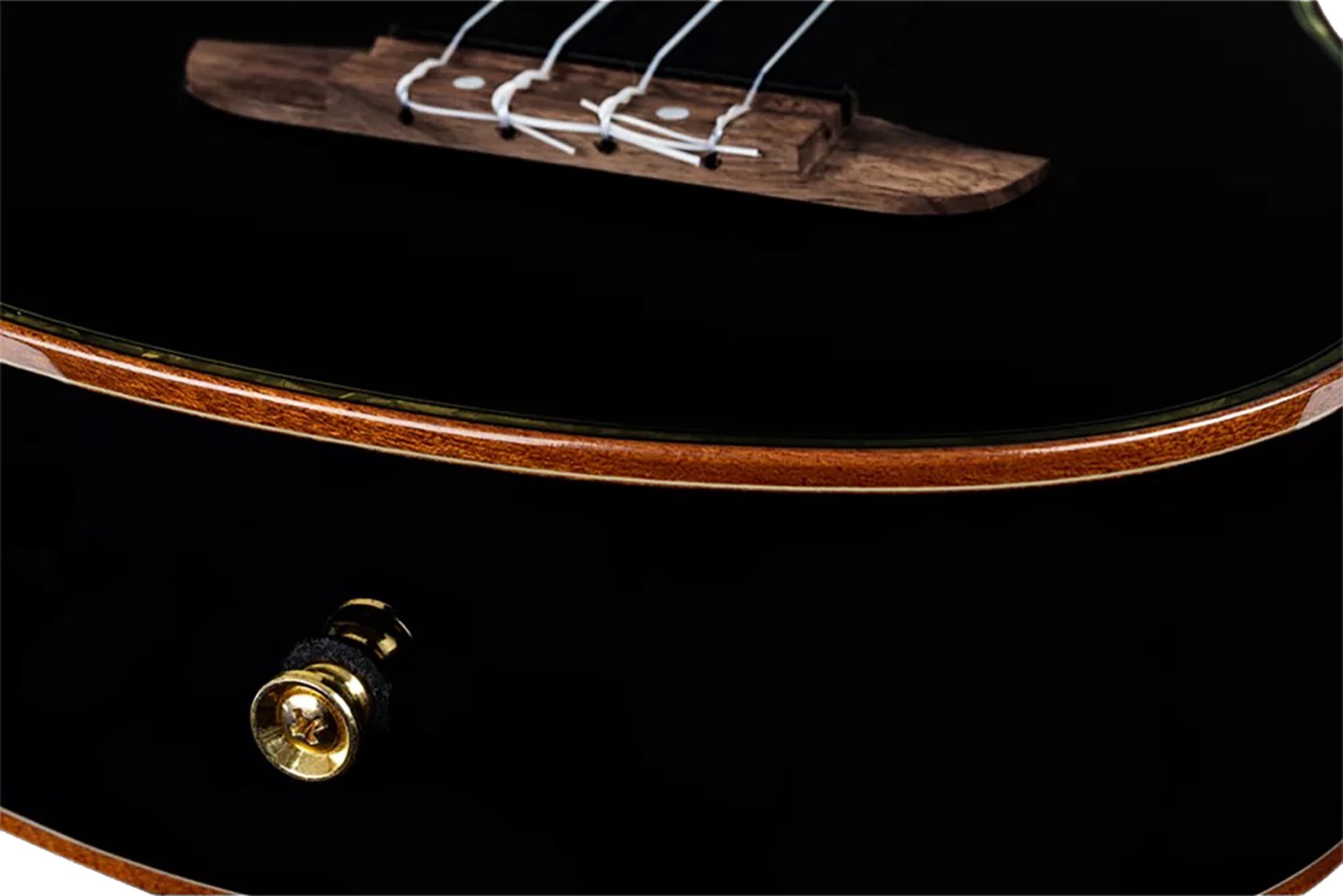 RUOX-TE, modèle Ténor, table épicéa, fond & éclisses acajou, manche acajou, housse luxe, noir brillant