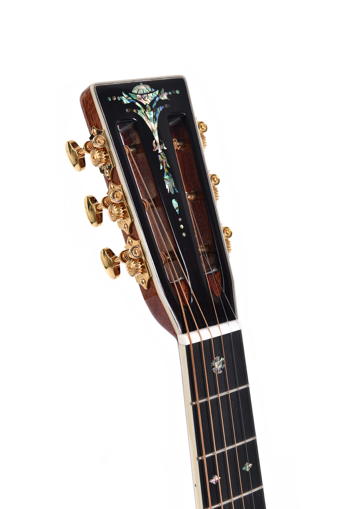 Modèle SDR-45VS, série Custom, Dreadnought, table épicéa massif, f/e palissandre massif, touche ébène, soft case, naturel