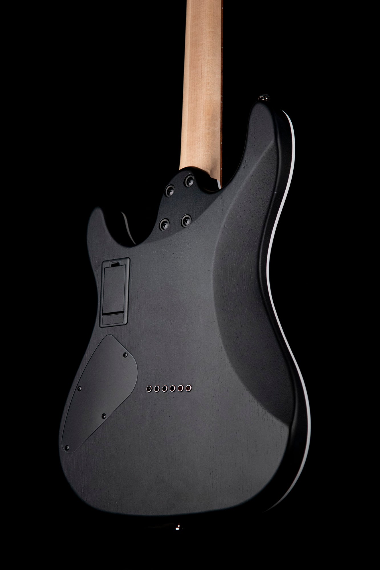 KX300 ETCHED, 6 cordes, corps acajou, table frêne sablée, touche pau ferro, 2 micros doubles EMG RetroActive, noir et rouge