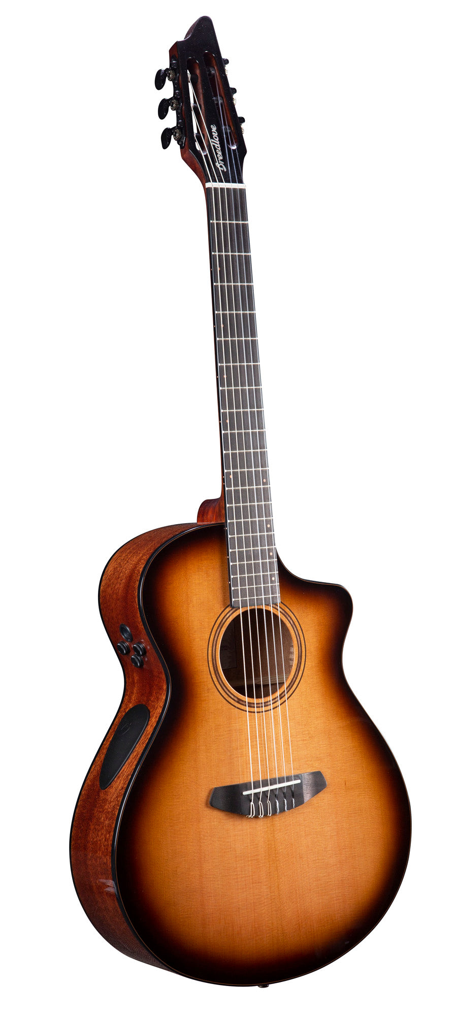 SOLO PRO CONCERT EDGEBURST NYLON CE, pan coupé, table cèdre rouge massif, f/e acajou massif, EQ Fishman Flex Plus-T, étui