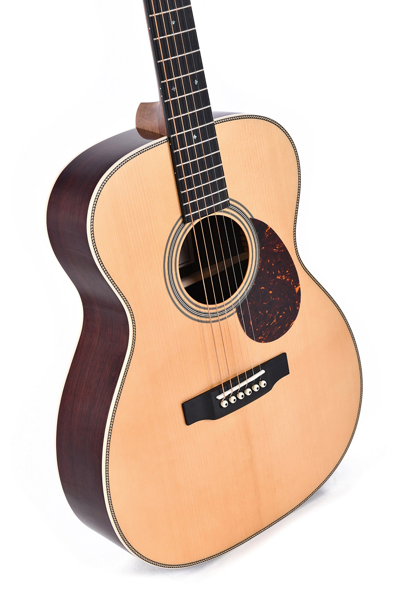 Modèle SOMR-28M, Orchestra Model, table épicéa massif, f/e palissandre massif, touche & chevalet ébène, soft case, nat. brillant