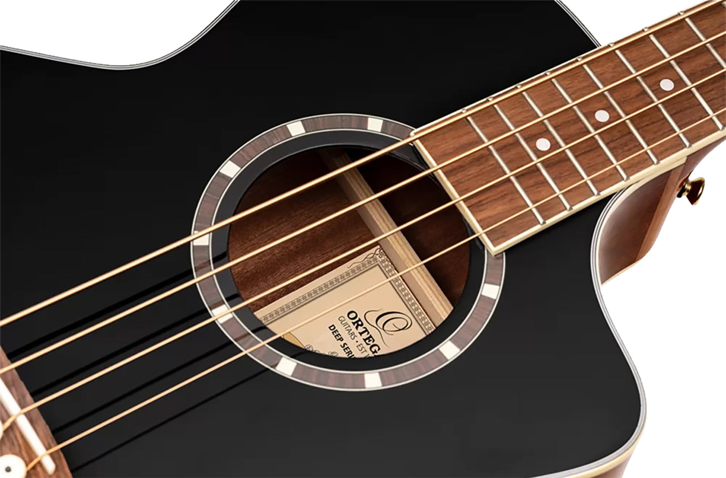 D8CE-4, basse 4 cordes, pan coupé, EQ Ortega MagusPro, table épicéa, f/e acajou, manche acajou, noir brillant