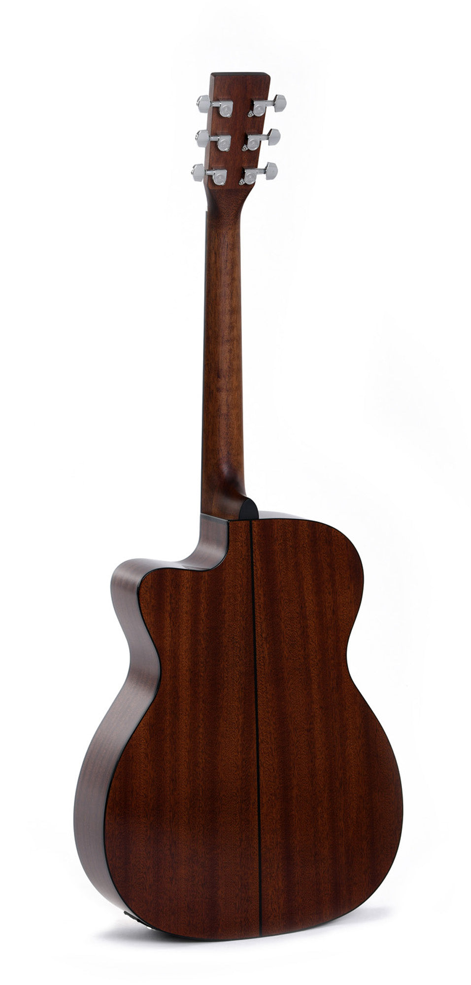 Modèle 000MC-1E, Forme 000 pan coupé, table épicéa massif, f/e acajou, touche micarta, EQ Fishman, naturel brillant