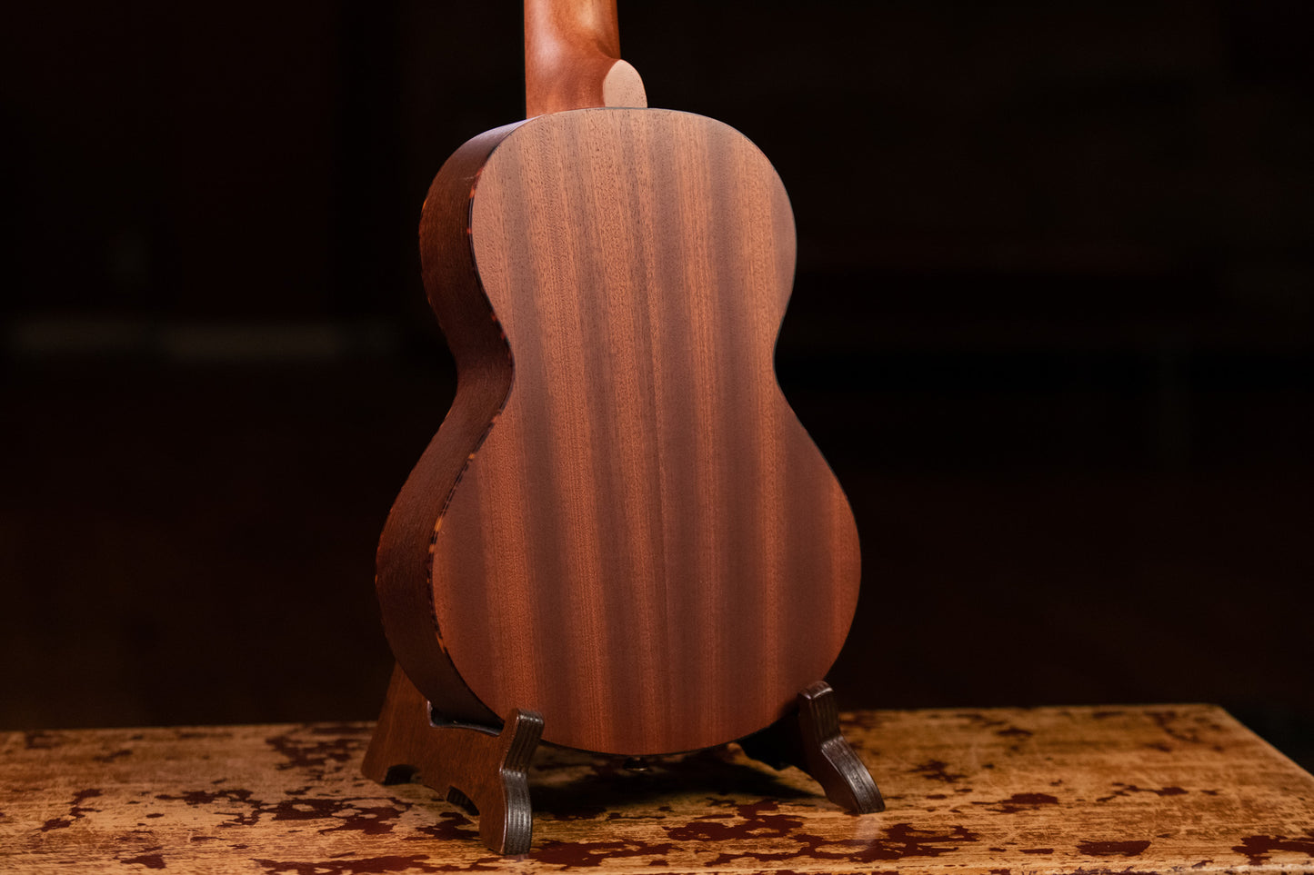RGL5, table épicéa avec motif, fond & éclisses acajou, manche acajou (47 mm au sillet), naturel satiné