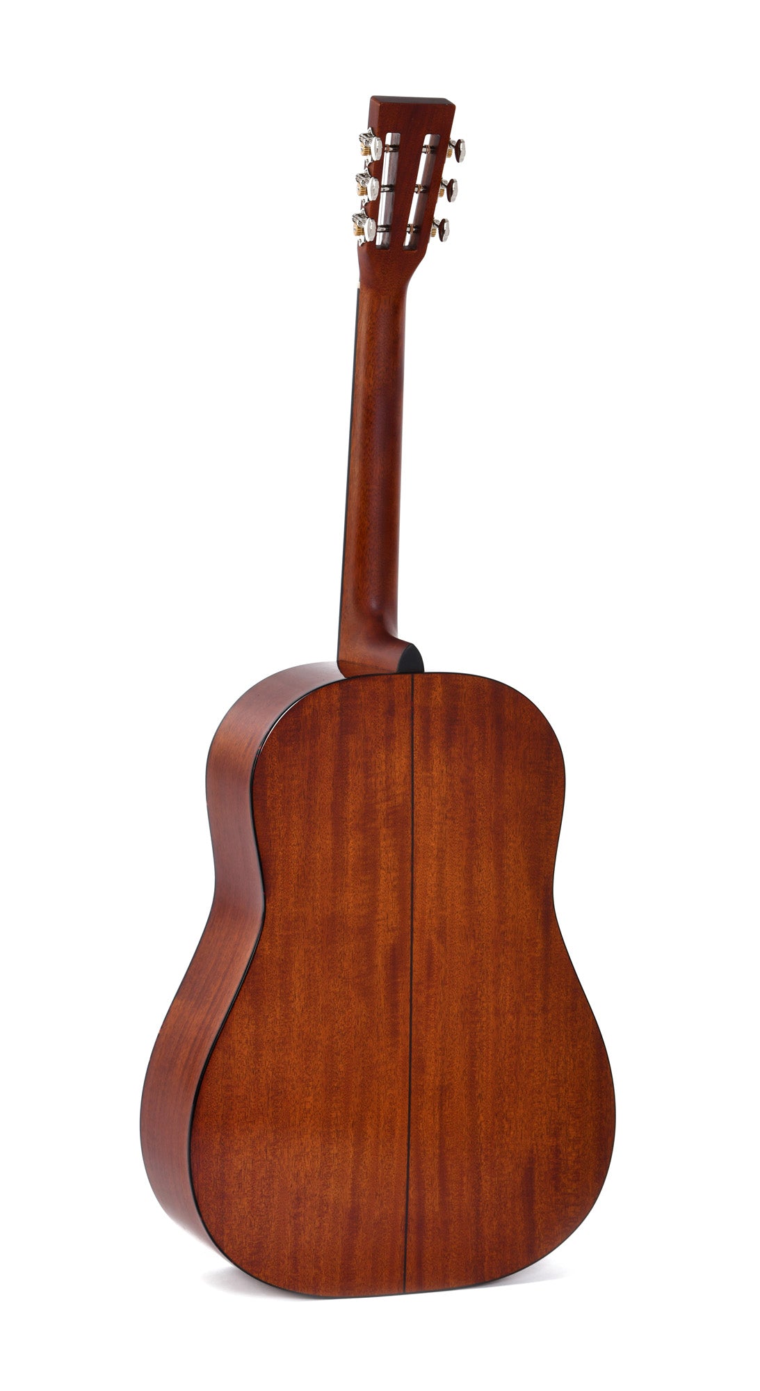 Modèle SDM-18S, Dreadnought, table épicéa massif, f/e acajou massif, touche ébène, tête ajourée, soft case, naturel brillant