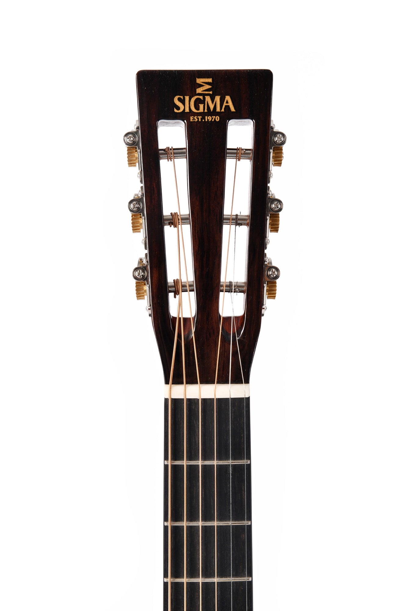 Modèle SDM-18S, Dreadnought, table épicéa massif, f/e acajou massif, touche ébène, tête ajourée, soft case, naturel brillant