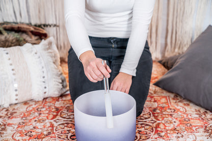 SINGING BOWL SONIC ENERGY CRISTAL 9", dark blue, brow chakra, A4 440hz, quartz, couleur effet gelé