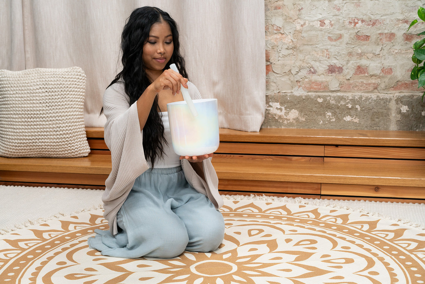 SINGING BOWL SONIC ENERGY ESSENCE CRYSTAL 7" NOTE B3, CRÈME, CHAKRA COURONNE