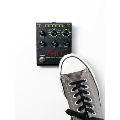 Pédale TRIO PLUS, Band Creator et looper, 12 genres musicaux avec 12 styles sélectionnables, avec carte SD et alimentation, noir