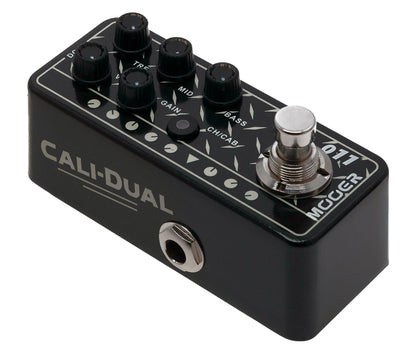 Pédale CALI-DUAL, préampli numérique type Rock US, deux canaux, EQ 3 bandes par canal, noir et blanc