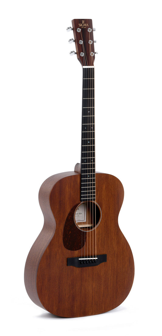 Modèle 000M-15L, Forme 000, table acajou massif, f/e acajou, touche micarta, naturel satiné, gaucher