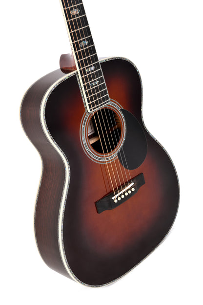 Modèle SOMR-45-SB, Orchestra Model, table épicéa massif, f/e palissandre massif, touche ébène, étui, sunburst brillant