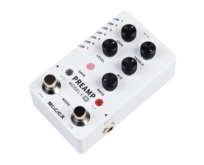 Pédale PREAMP MODEL X X2, préamplificateur numérique deux canaux, 14 presets, technologie d'échantillonnage MNRS, blanc