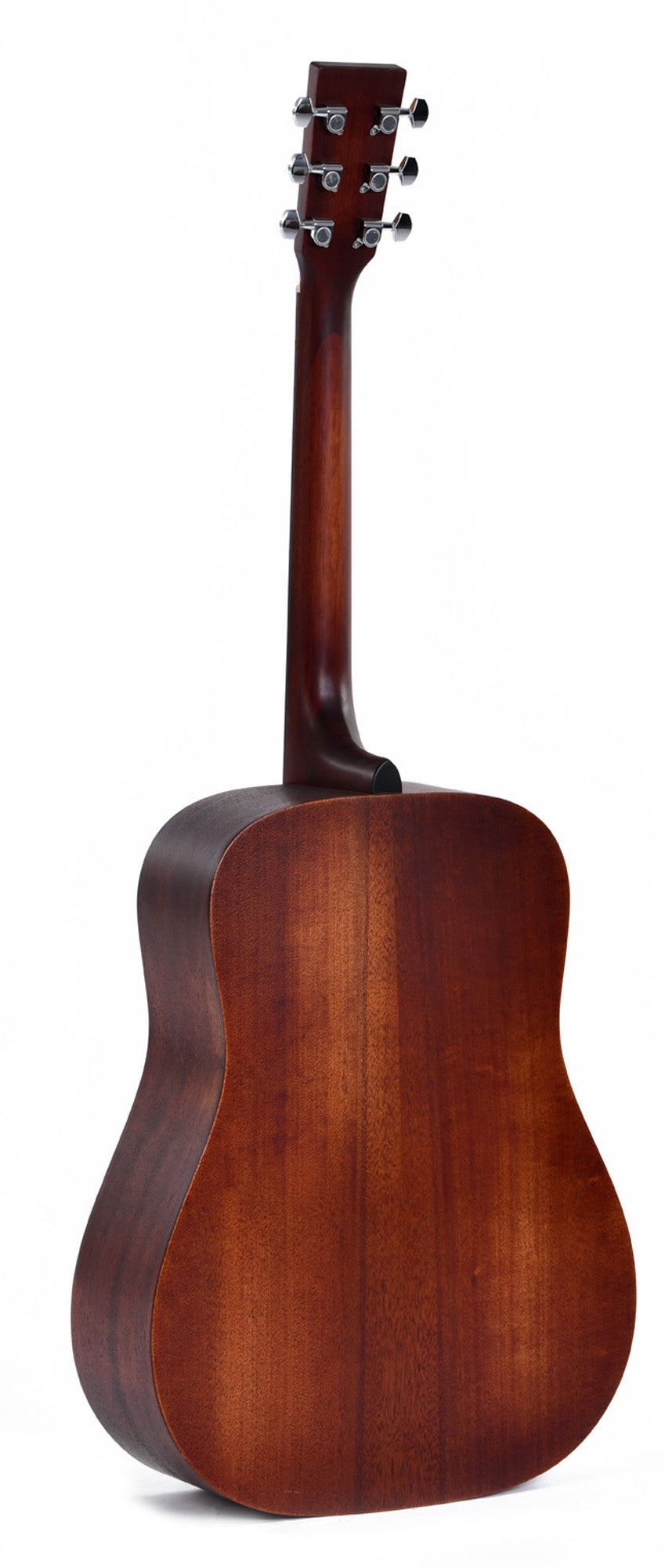 Modèle D-15-AGED, Dreadnought, table acajou, fond & éclisses acajou, sillet & chevalet en os, sunburst satiné vieilli