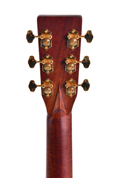 Modèle S000R-41SP, série Custom, Forme 000, table épicéa massif, f/e palissandre massif, touche ébène, soft case, nat. brillant