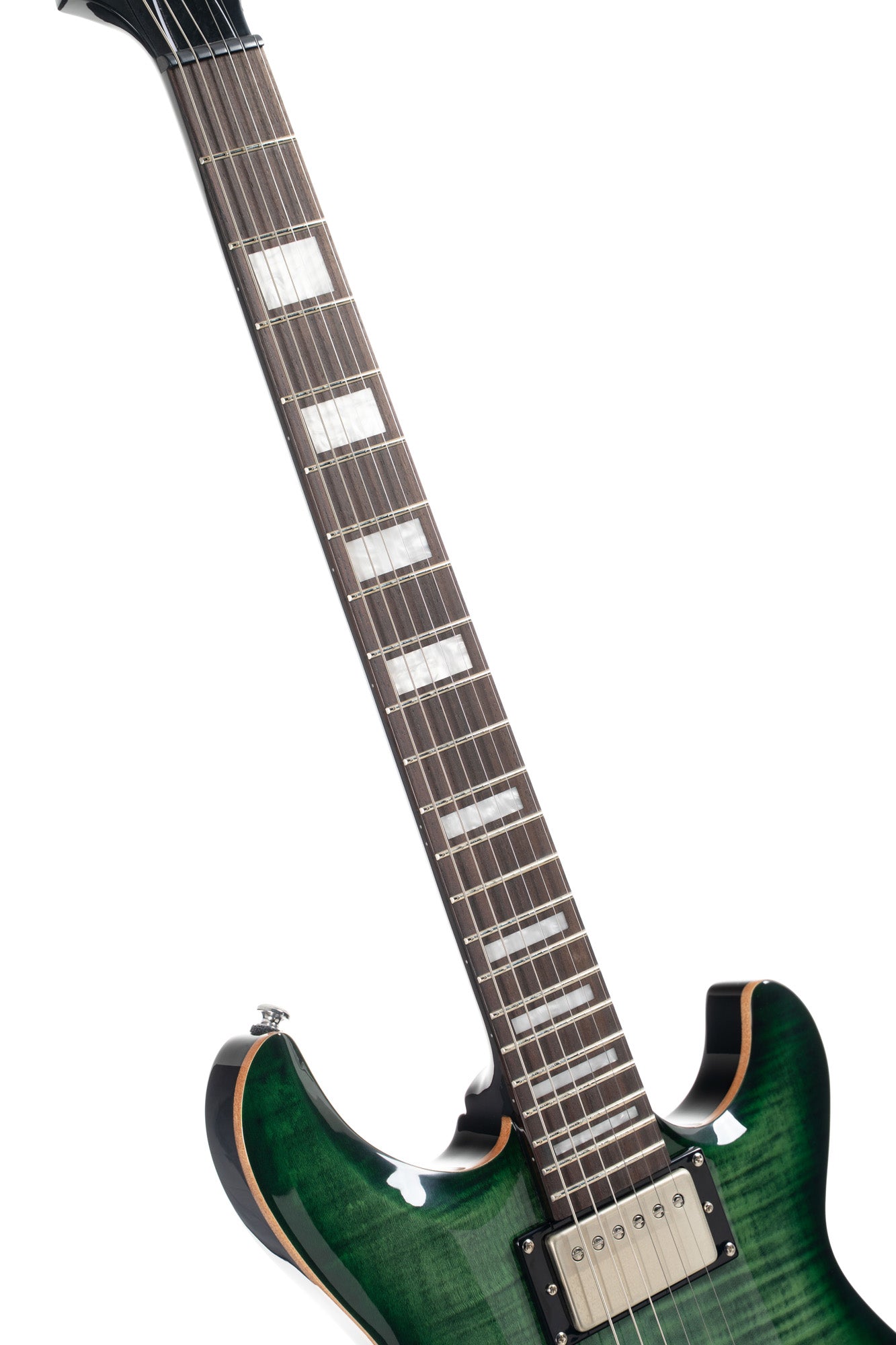 M600, corps acajou, placage érable flammé, manche collé acajou, 2 micros doubles Cort Voiced Tone VTH-59, trans green burst