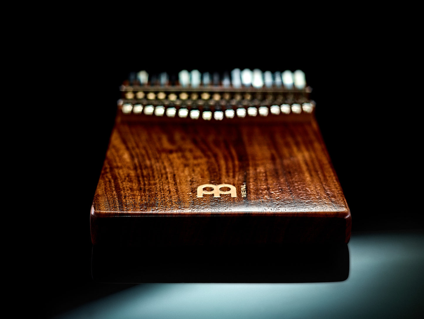 Kalimba Meinl Sonic Energy 17 notes en DO majeur. Acacia massif.