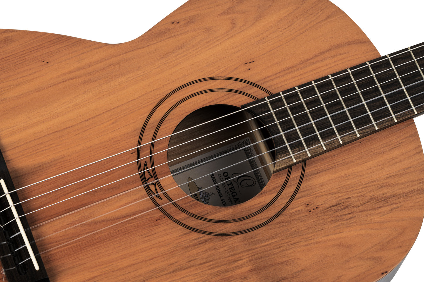 R16PC, table cèdre portugais massif, fond & éclisses eucalyptus vieilli, manche hêtre (slim 48mm), housse, naturel satiné