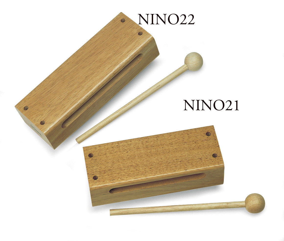 Wood block hévéa 18 cm avec mailloche en bois, naturel