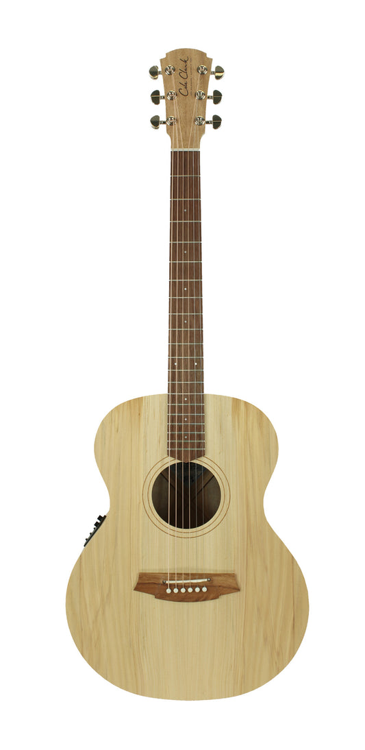 Angel 1, Grand Auditorium, EQ 3 voix PG3, table bunya massif, f/e érable du Queensland massif, soft case