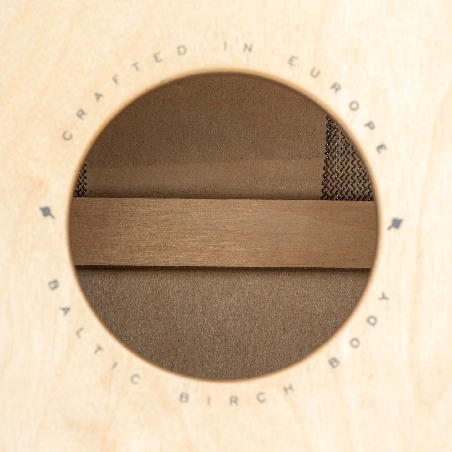 Cajon Snarecraft Meinl, corps et façade en bouleau baltique