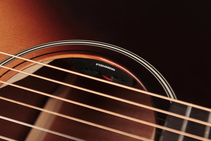 Earth 100SS, modèle Slope Shoulder, table épicéa Sitka massif, f/e acajou, EQ Fishman Sonitone, sunburst