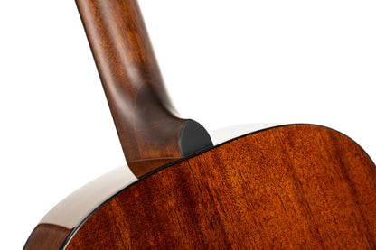 L60, forme Orchestra Model, table épicéa massif, fond & éclisses acajou, touche laurier, naturel brillant