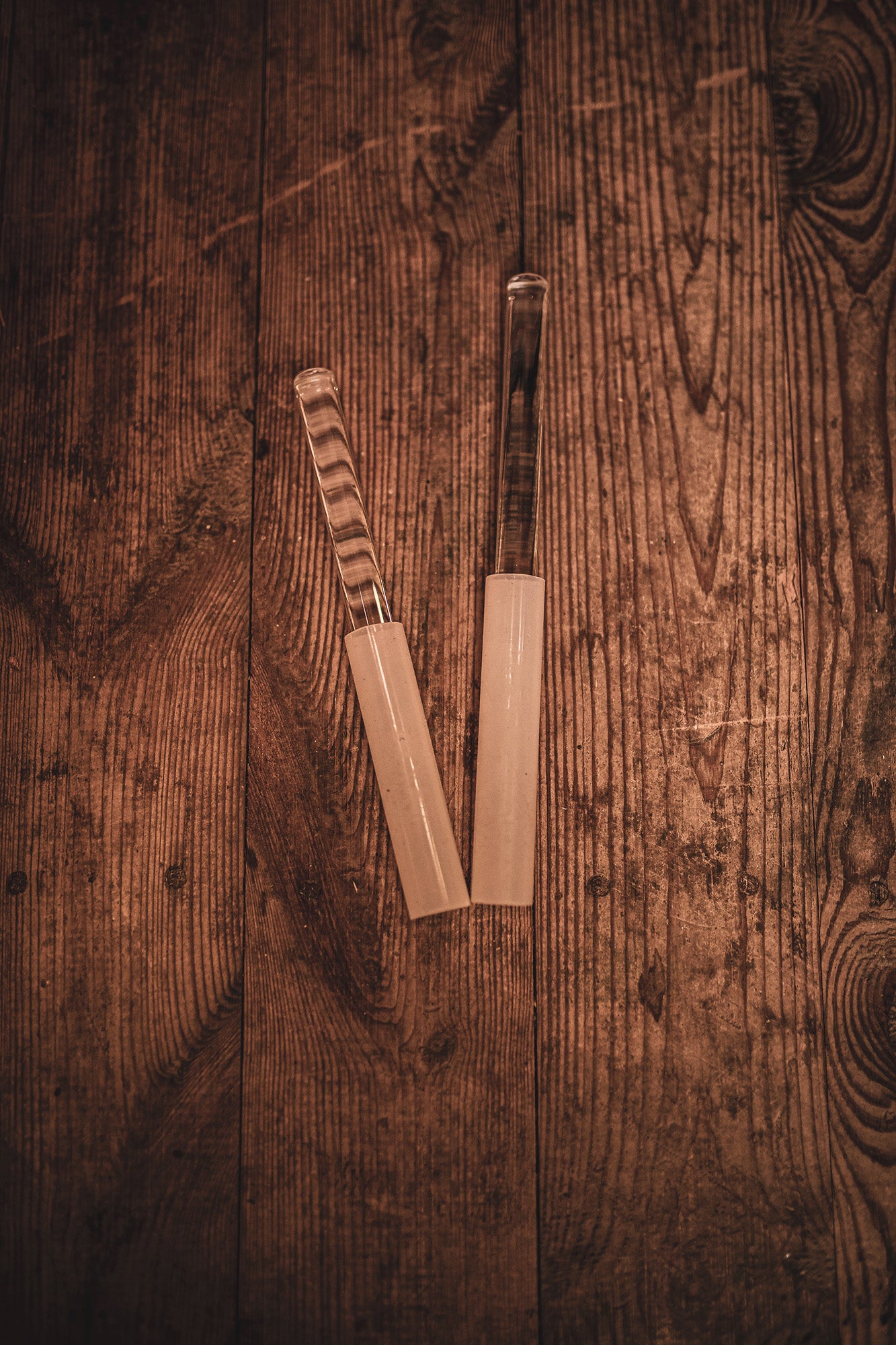 Les mailloches en verre et silicone Crystal semi-enduites.