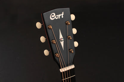 Earth 100SS, modèle Slope Shoulder, table épicéa Sitka massif, f/e acajou, EQ Fishman Sonitone, sunburst