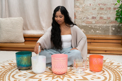 SINGING BOWL SONIC ENERGY ESSENCE CRYSTAL 6.7" NOTE C4, ORANGE, CHAKRA RACINE