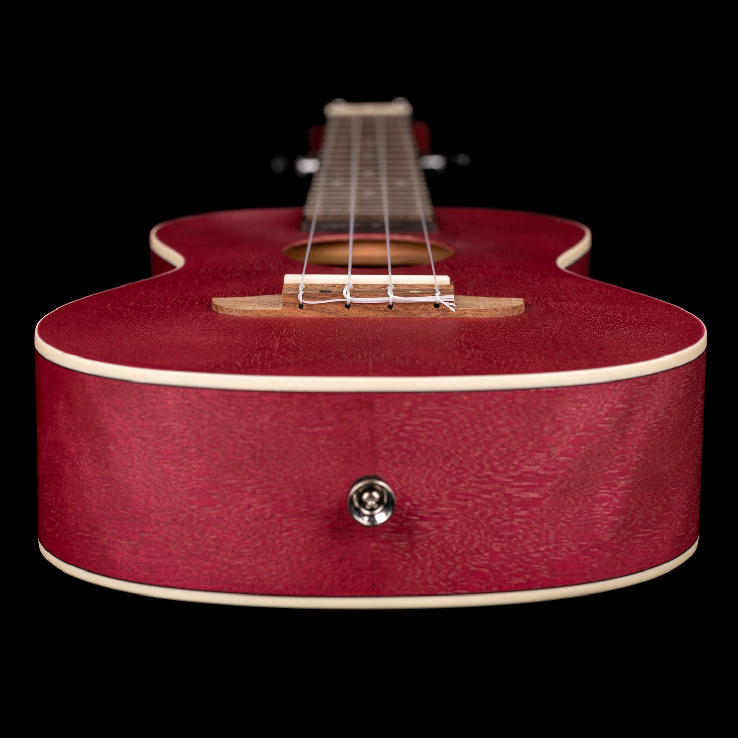 RURUBY, modèle Concert, table okoume, fond & éclisses okoume, manche acajou, rouge rubis satiné