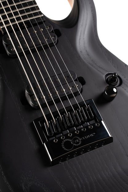 KX707EV, corps acajou, table frêne, touche ébène, chevalet Evertune, micros Seymour Duncan Sentient & Nazgûl, housse