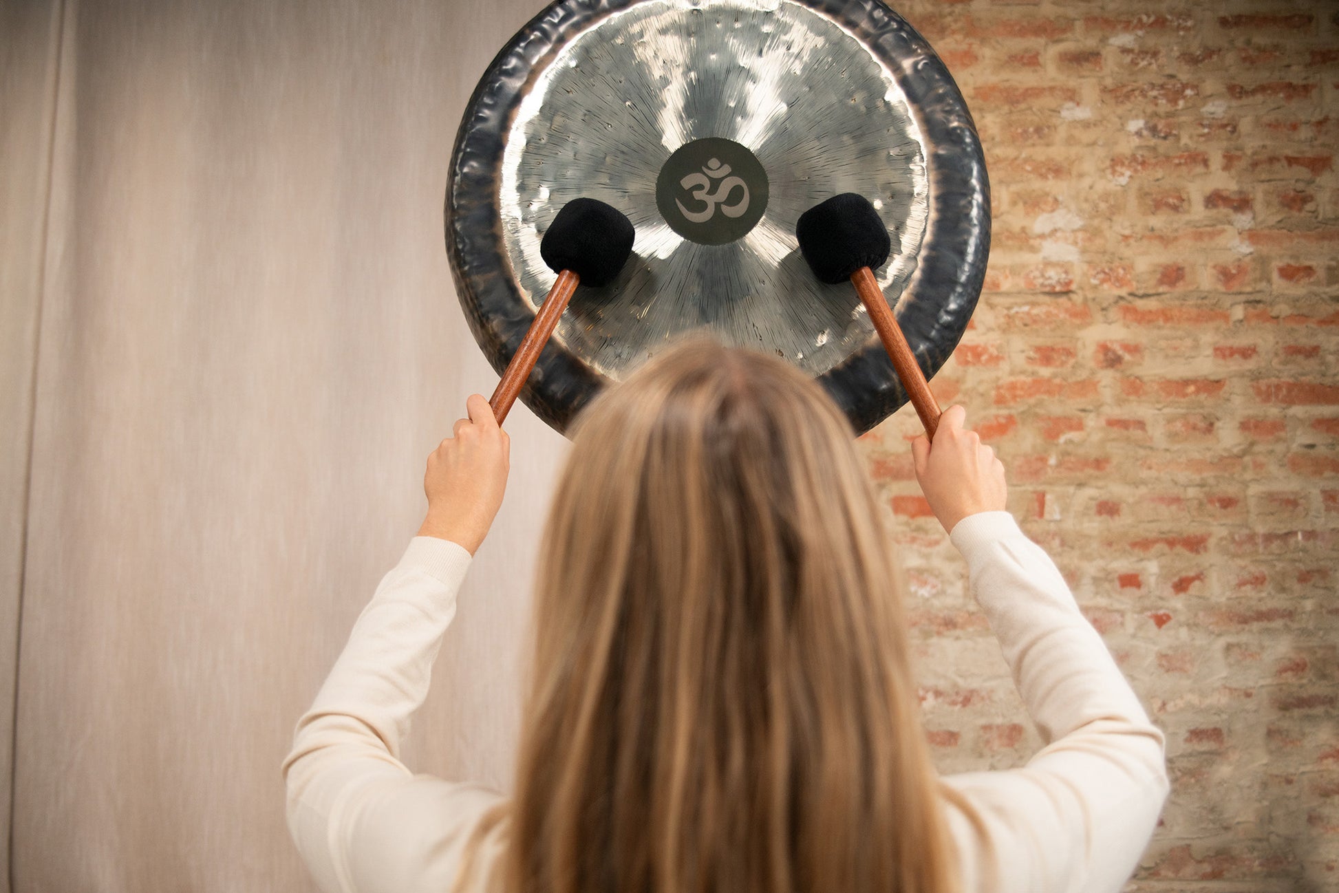 GONG SONIC ENERGY"OM" 24" 136,10 Hz en C#2 / 60 cm