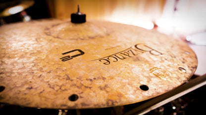 RIDE MEINL BYZANCE 21" VINTAGE, SIGNATURE CHRIS COLEMAN,ALLIAGE BRONZE B20, MARTELÉE A LA MAIN, FINITION BRUT