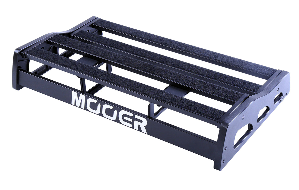 Pedalboard TF-16S, structure en aluminium à deux niveaux réglables, dimensions: 49 x 28.5 x 8.6 cm, noir