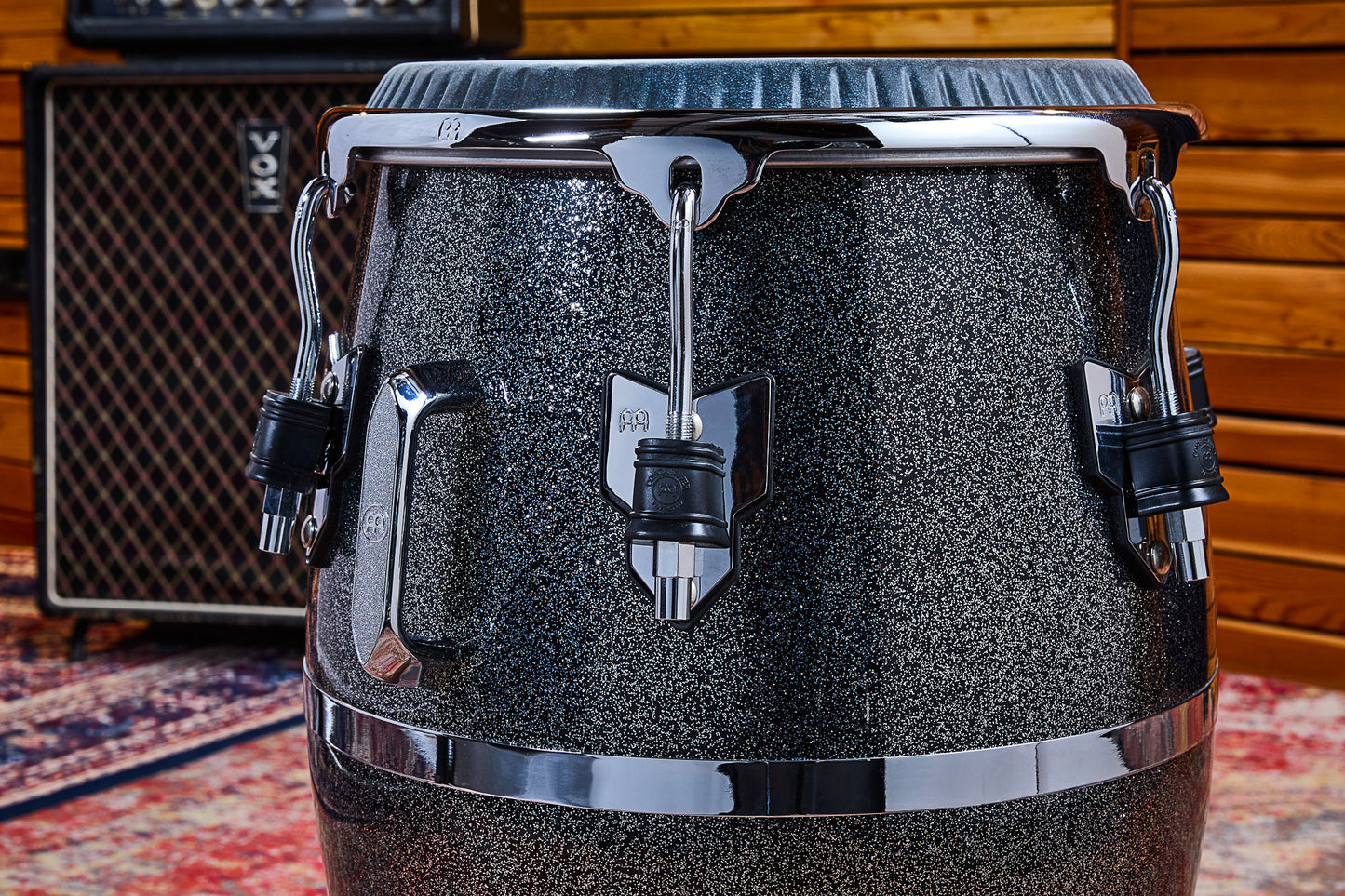 Conga Diego Galé 11"3/4, fût fibre de verre 'premium', hauteur 71.12cm, peau cuir de veau noir, cercles SSR 4mm