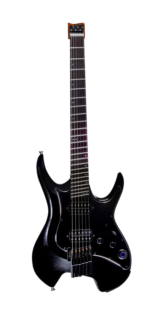 GTRS W800, corps aulne, manche érable flammé torréfié, touche palissandre, 2 micros doubles et processeur GTRS, pearl black