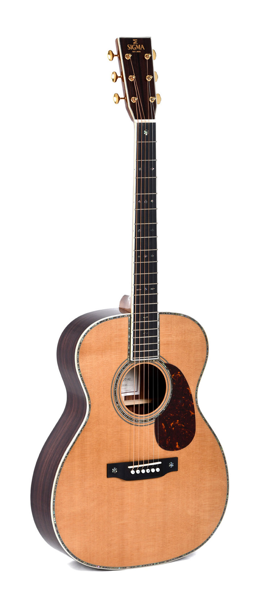 Modèle 000T-42, Forme 000, table épicéa massif, f/e tilia, touche micarta, binding abalone, étui, naturel brillant