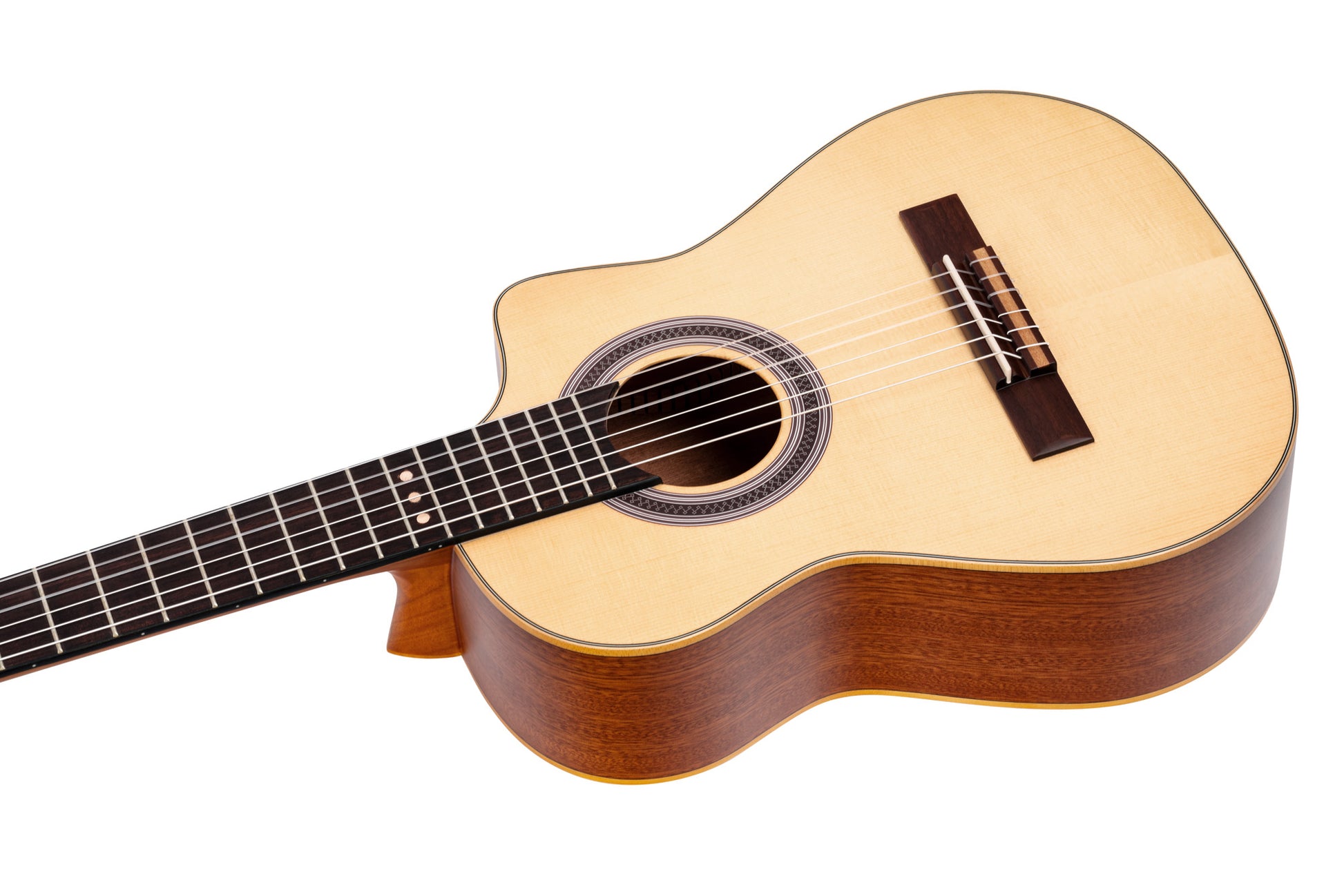 RQ38, Requinto, table épicéa Engelmann massif, fond & éclisses sapele, profondeur de caisse 110mm, sillet 50 mm, naturel satiné